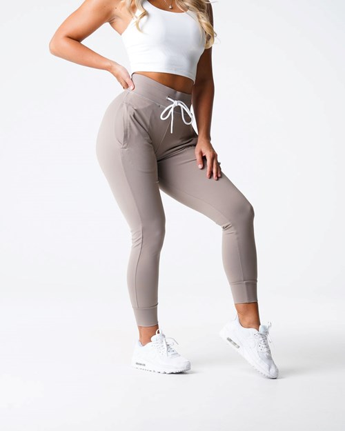 NVGTN Joggers Taupe | SPEJZG-549
