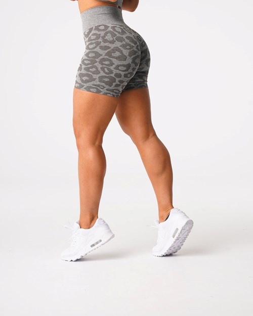 NVGTN Leopard Seamless Shorts Khaki Grønn | MLOIRU-531