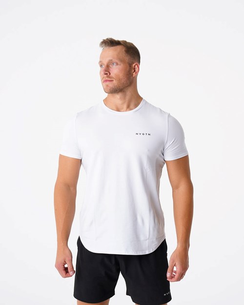 NVGTN Pulse Fitted Tee Hvite | WXLJSH-290